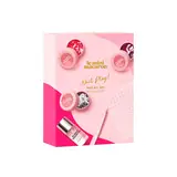 LE MINI MACARON Estuche nail play <br> mini topos rosas + estrellas holográficas mini corazones + pegatinas para nail art + pinzas para nail art + top coat 