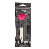 UBU Berry blush brocha de colorete en angulo 