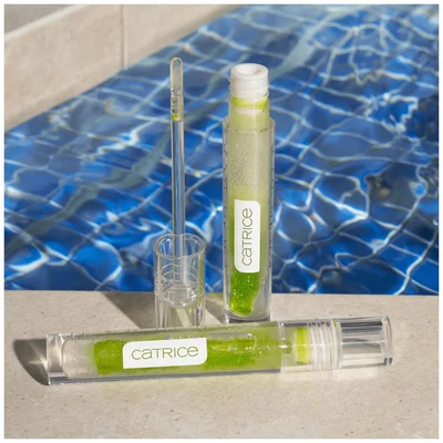 CATRICE Poolside of life bi-phase lip oil 