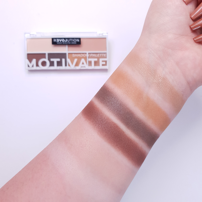 RELOVE Paleta sombras motivate 