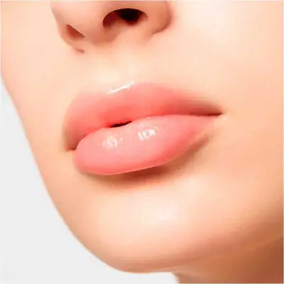 SENSAI Total lip treatment stick <br> 5,2 g 