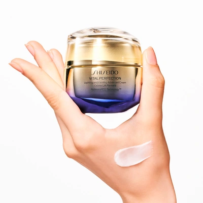 SHISEIDO Vital perfection uplifting and firming advanced cream 